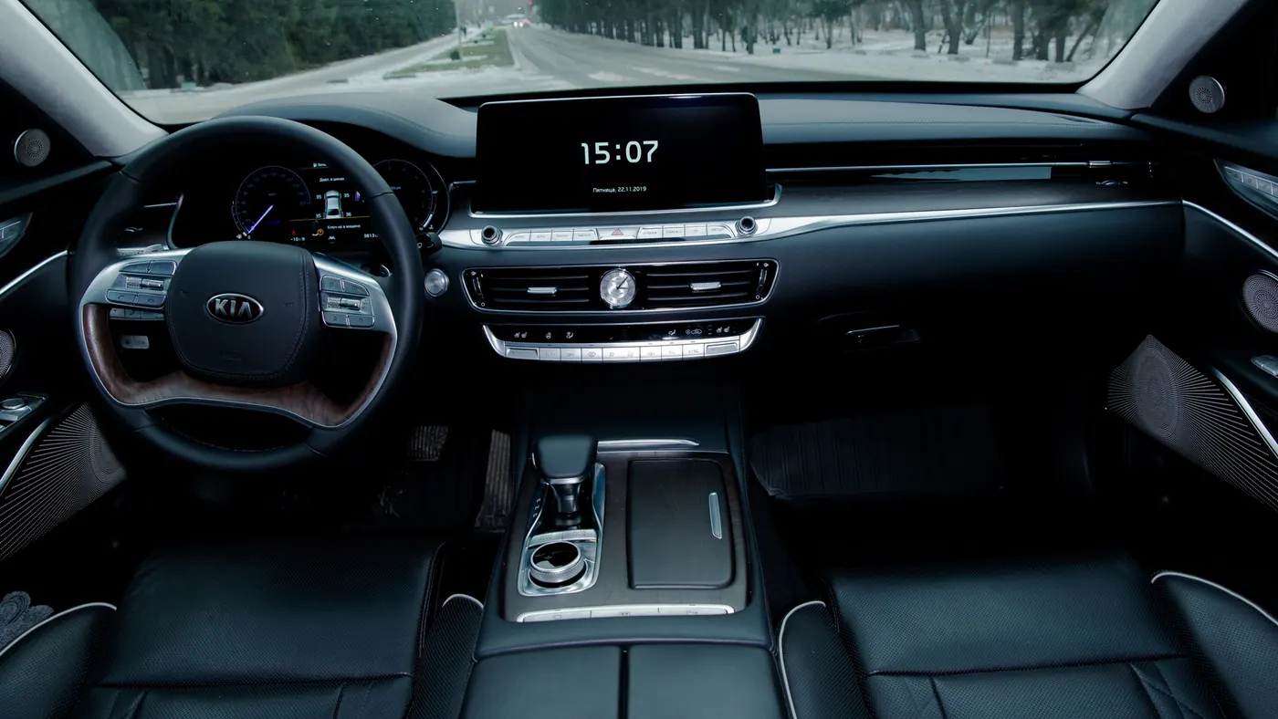 KIA K900 Premium — фото 6